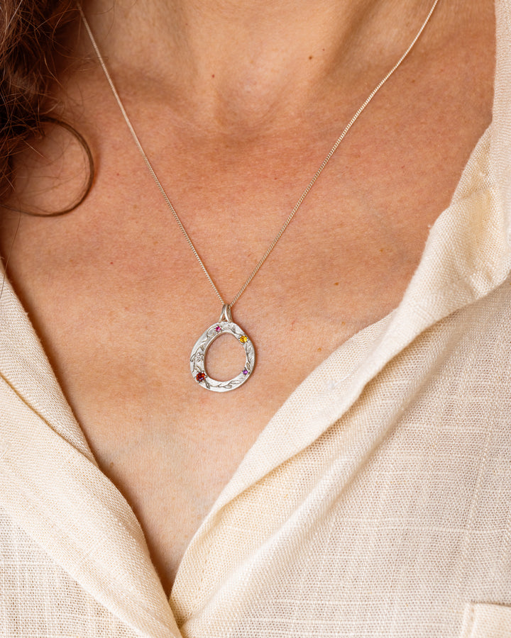 תליון עיגול אבני לידה