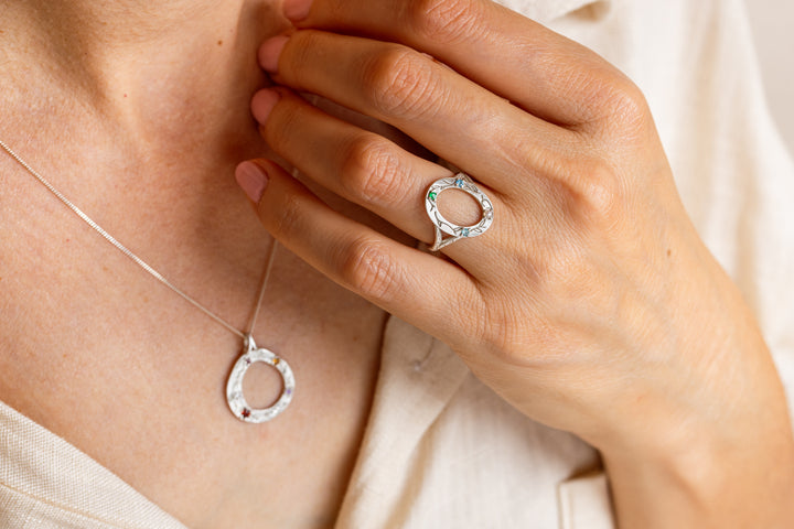 טבעת עיגול אבני לידה