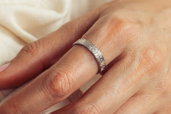 טבעת ליל כוכבים משובצת יהלומים