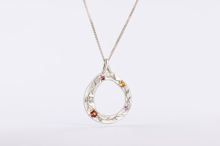 תליון עיגול אבני לידה