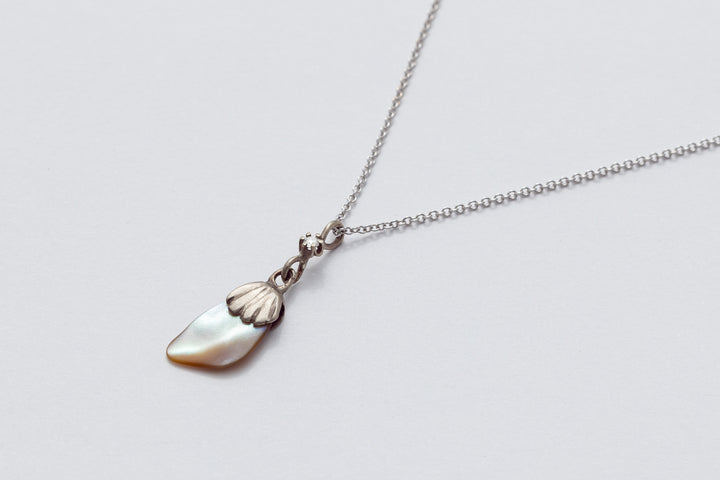 שרשרת צדף אם הפנינה ויהלום