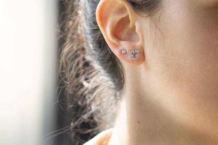 14K Gold Stars Tiny Stud Earrings for Women, Small Piercing Earrings, Solid Gold Second Hole Earrings