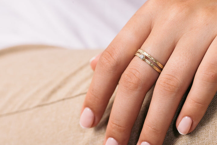 Double Band 14K Gold Diamond and Leaf Engraving Ring