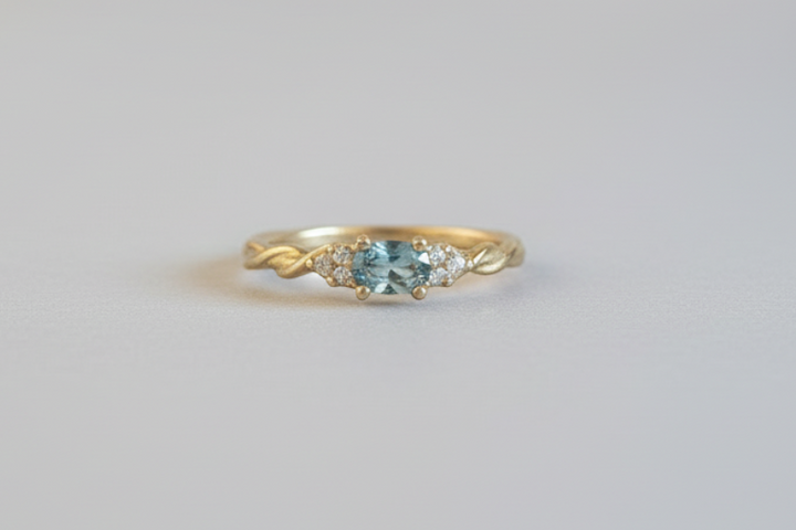 טבעת נביעה ספיר ויהלומים