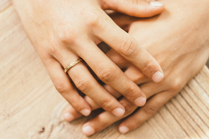 Flower Ring For Man and Woman, 14K Solid Gold Floral Ring, Engraved Leaf Ring, Unisex Nature Wedding Band, Organic Gold Ring