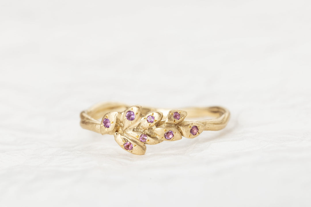 Lavender Flower and Amethyst Solid Gold Ring