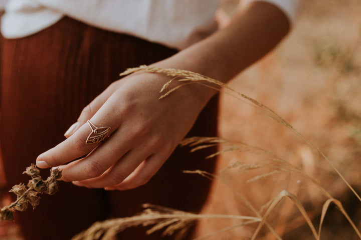 Nature-Inspired 14/18 Karat Solid Rose Gold Sculptured Branch Ring | Fine Gold Statement Ring | Women's Artistic and Romantic Large Rings