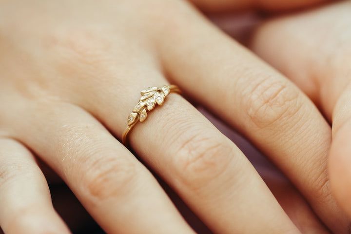 14K yellow Gold Leaf Diamonds Band, Nature Inspired Wedding Ring, Organic Wedding Band, Delicate Gold engagement Ring