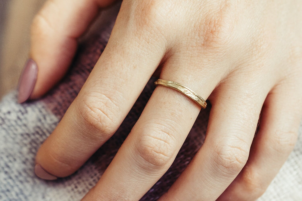 Engraved 14K Yellow Gold Leaf Wedding Ring