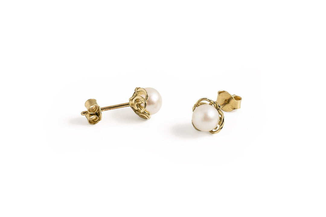 14K Gold Pearl Earrings, Stud Pearl Earrings, Solid Gold Moroccan style earrings, Filigree earrings, Gift for Xmas
